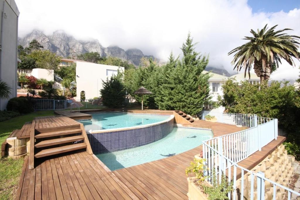 Stunning Sea View Apartment - Camps Bay Cape Town Exterior photo