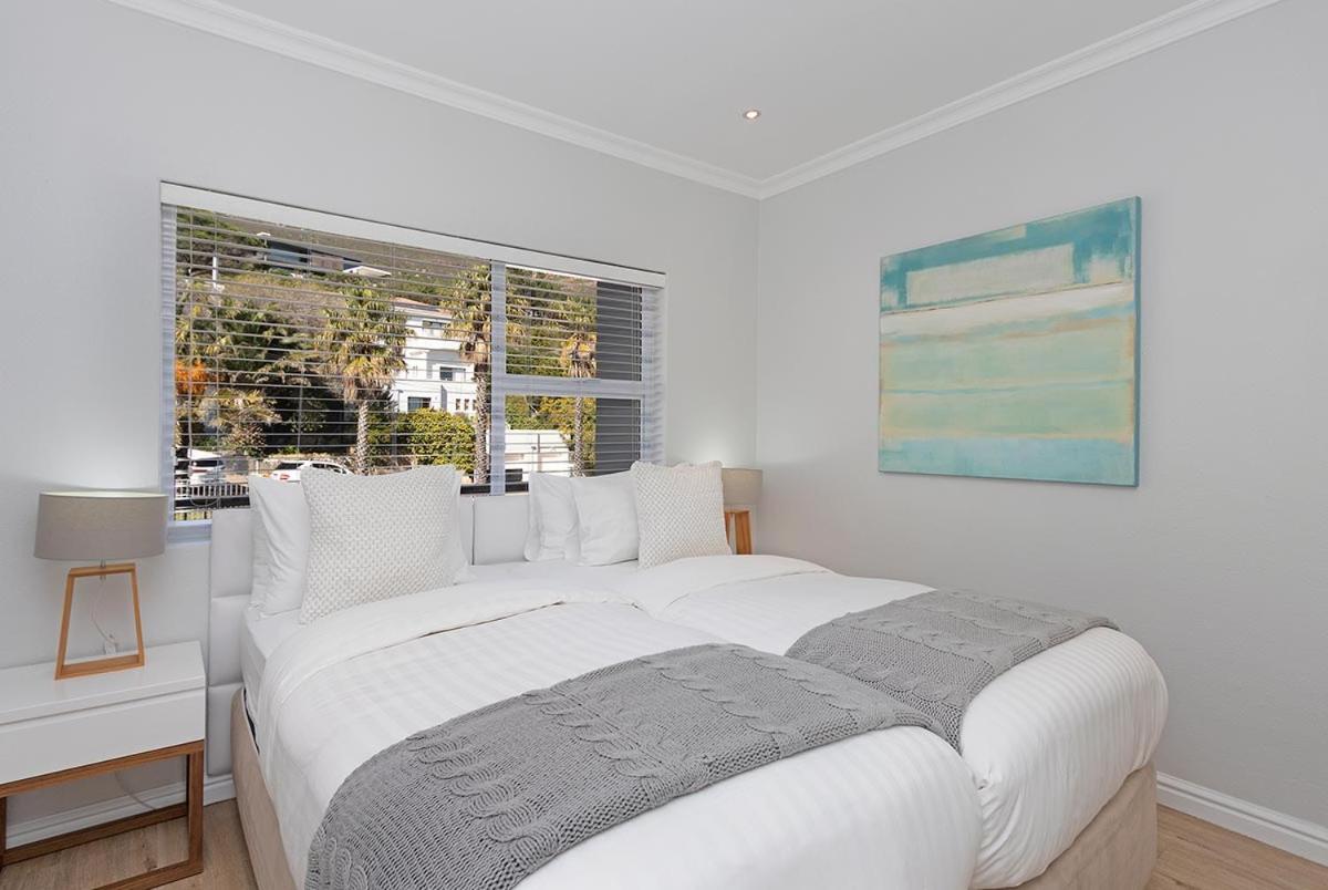 Stunning Sea View Apartment - Camps Bay Cape Town Exterior photo