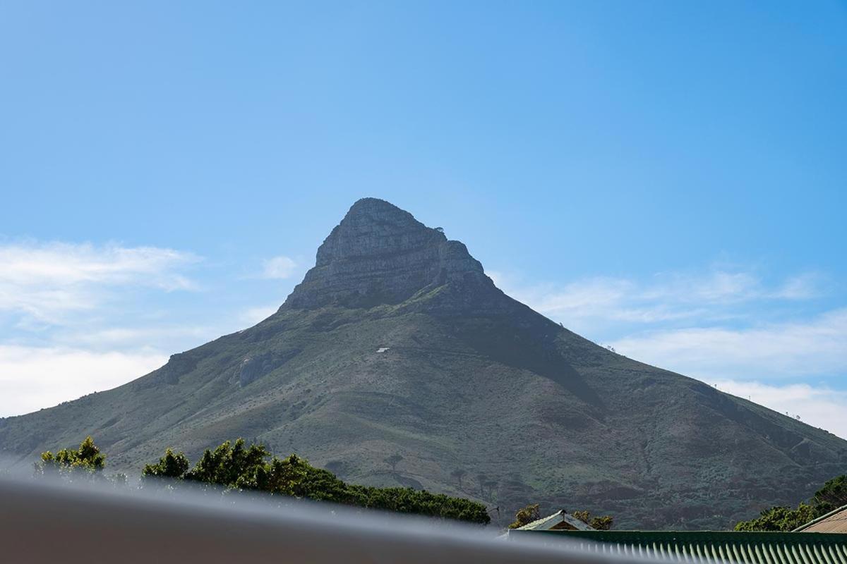 Stunning Sea View Apartment - Camps Bay Cape Town Exterior photo