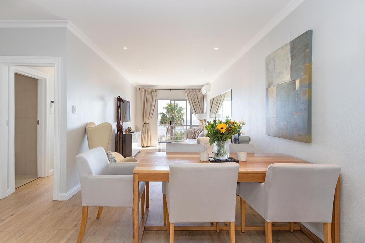 Stunning Sea View Apartment - Camps Bay Cape Town Exterior photo