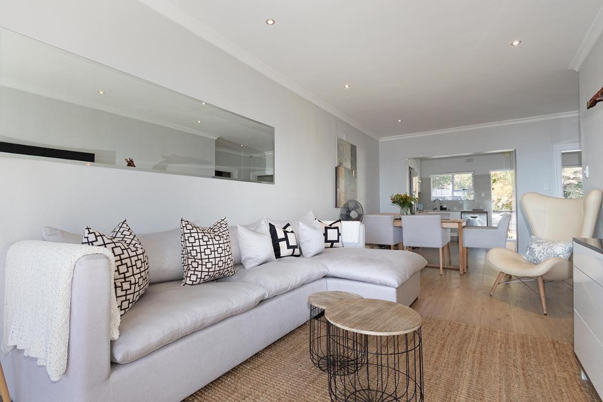 Stunning Sea View Apartment - Camps Bay Cape Town Exterior photo